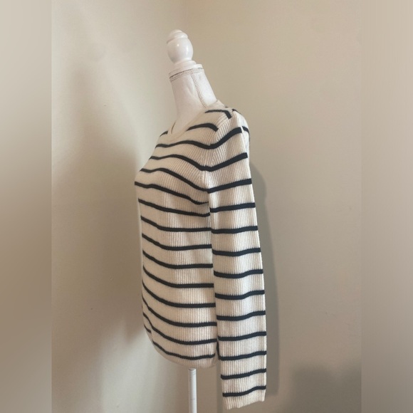 A.L.C Cashmere Stripped Black and Cream “Tula”Sweater Size M - Picture 5 of 6